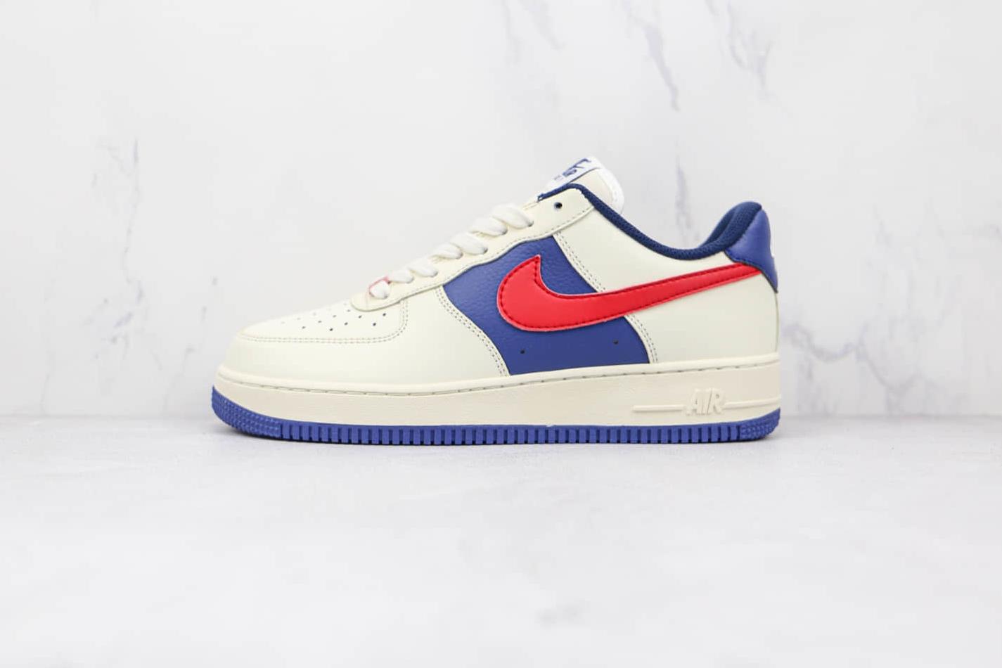 Nike Air Force 1 07 Low White Blue Red Shoes CW2288-901 - Stylish and Classic Sneakers for Men