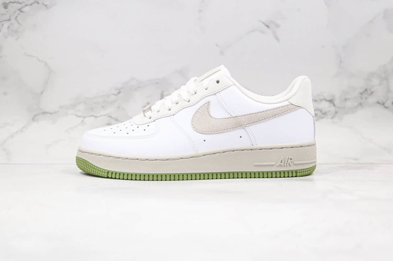 Nike Air Force 1 React White Green Grey Running Shoes CL8155-200 - Stylish and Comfortable Footwear for Optimal Performance
