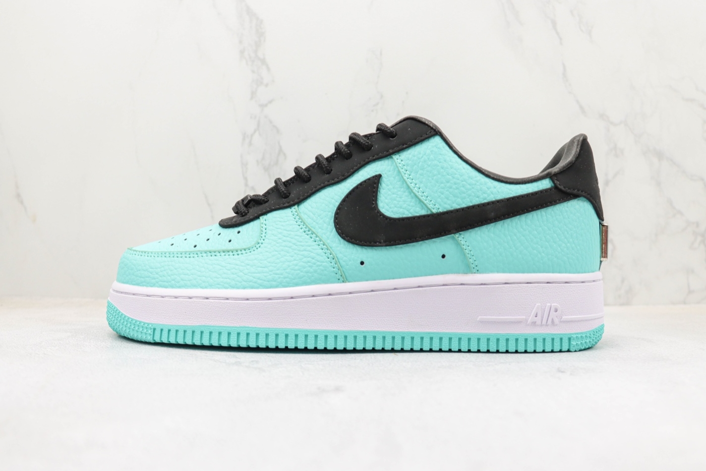 Nike Air Force 1 Low SP 'Tiffany & Co.' DZ1382-001 | Exclusive Design | Limited Edition