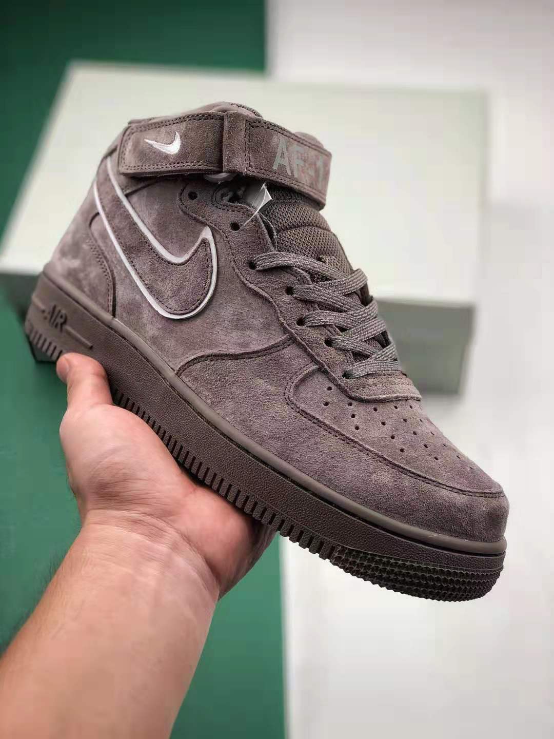 Nike Air Force 1 High '07 LV8 Suede Atmosphere Grey AA1118-003 - Stylish and Comfortable Men's Sneakers